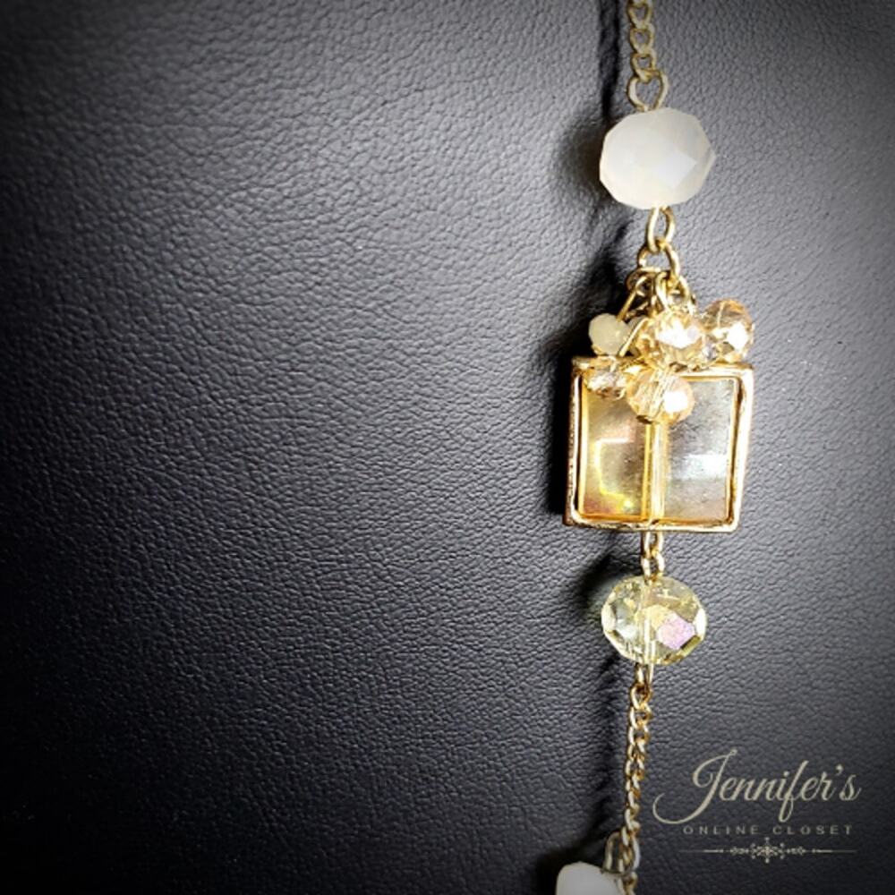 3/$25 Mixed Glass Beaded and Gold Tone Chain Necklace - Picture 5 of 10